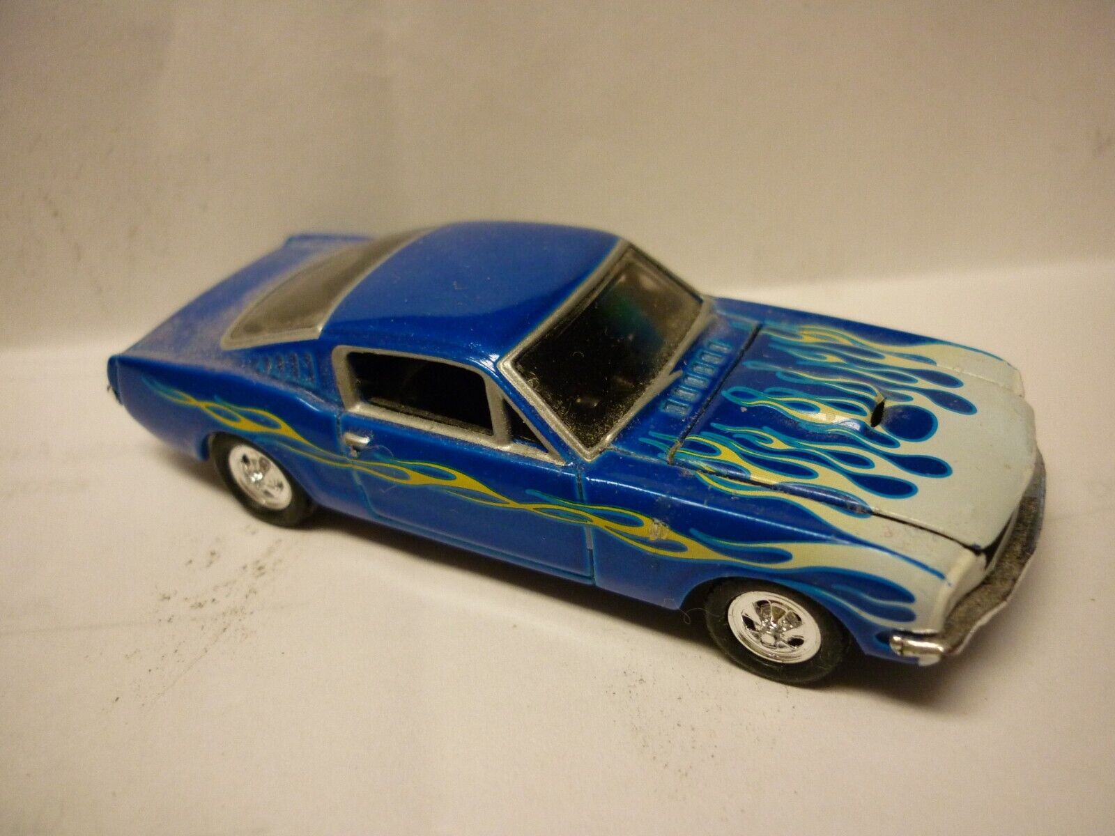 hot wheels 67 mustang GT500 from mustang monthy 2 car display case set